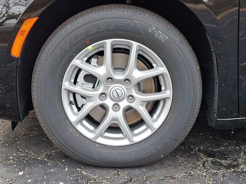 Diamond Black 2026 Chrysler Pacifica Select