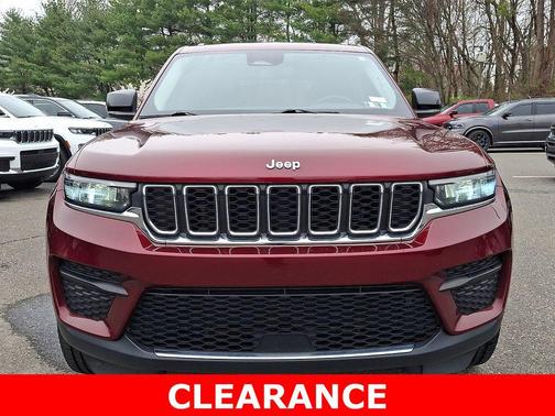 Velvet Red Pearlcoat 2023 Jeep Grand Cherokee Laredo