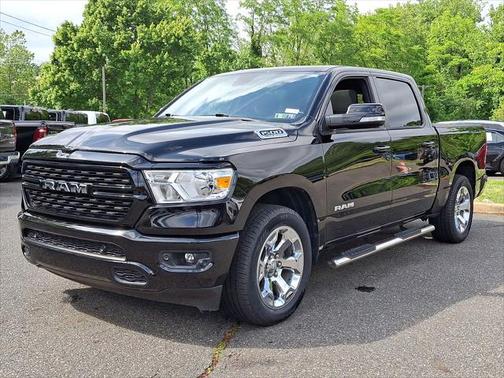 2022 RAM 1500 Big Horn Crew Cab 4x4 57' Box