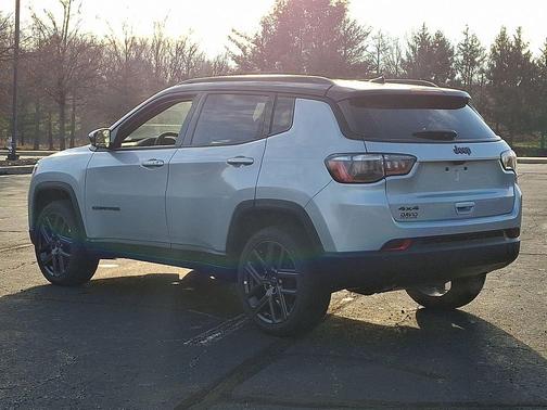 Silver Zynith 2026 Jeep Compass Limited