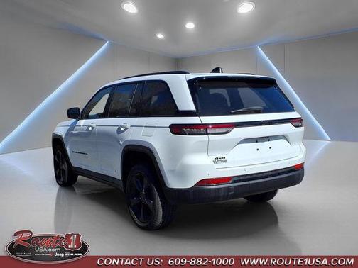 2023 Jeep Grand Cherokee Altitude
