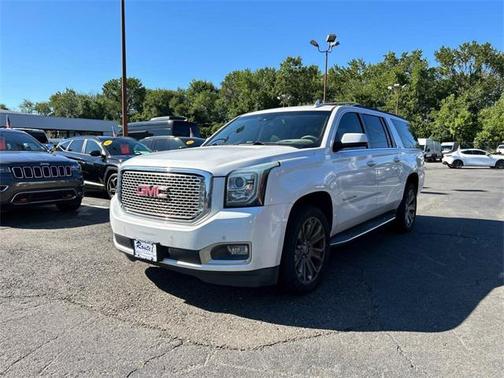 2016 GMC Yukon XL SLT