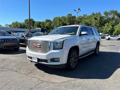 2016 GMC Yukon XL SLT
