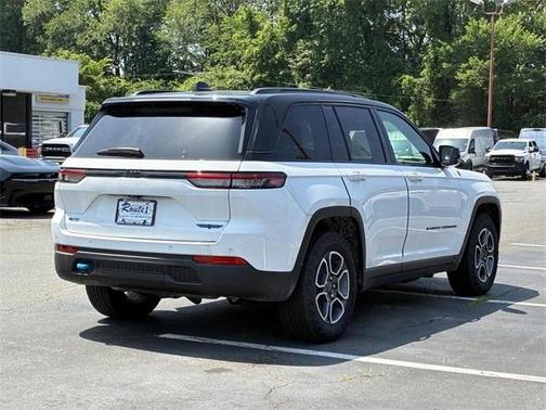 2023 Jeep Grand Cherokee 4xe Trailhawk