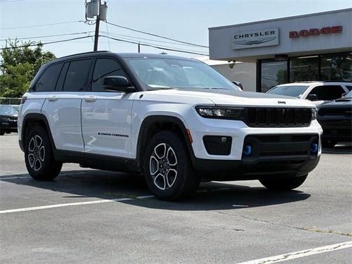2023 Jeep Grand Cherokee 4xe Trailhawk