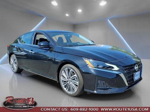 Black 2025 Nissan Altima SL