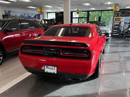 2015 Dodge Challenger SRT Hellcat