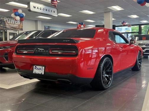 2015 Dodge Challenger SRT Hellcat