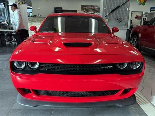 2015 Dodge Challenger SRT Hellcat