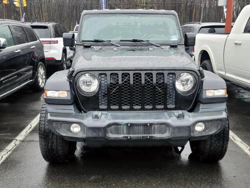 2020 Jeep Gladiator Sport
