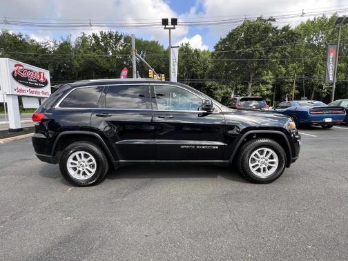 2018 Jeep Grand Cherokee Laredo E