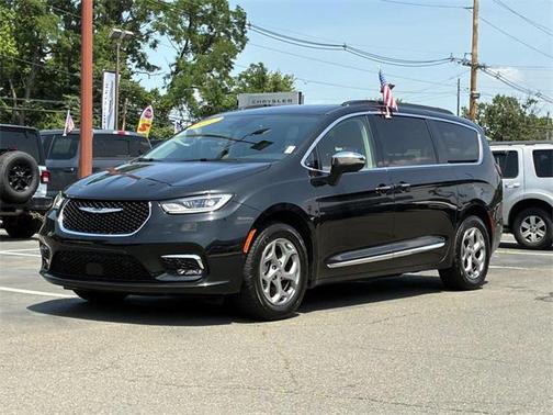 2022 Chrysler Pacifica Limited