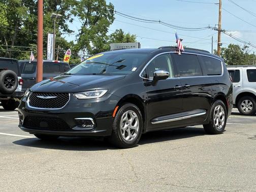 2022 Chrysler Pacifica Limited