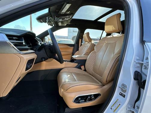 2024 Jeep Grand Cherokee Summit