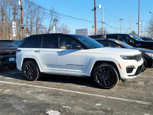 2024 Jeep Grand Cherokee Summit