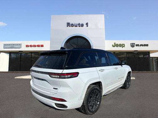 2024 Jeep Grand Cherokee Summit