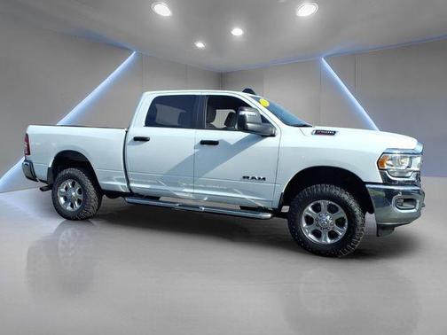 Bright White Clearcoat 2024 RAM 2500 Big Horn