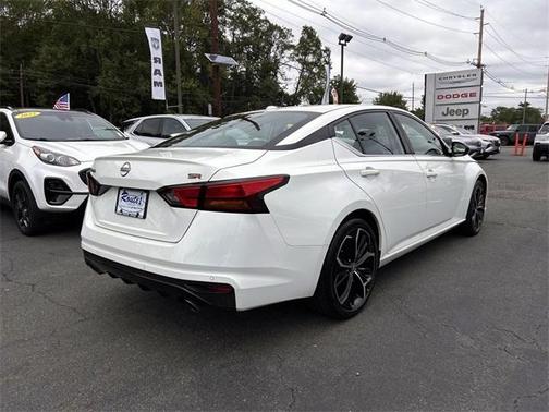 2024 Nissan Altima 2.5 SR