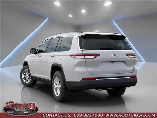 Bright White Clearcoat 2026 Jeep Grand Cherokee L Laredo