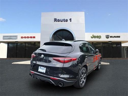 2022 Alfa Romeo Stelvio Veloce