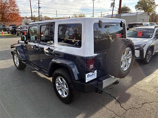 2017 Jeep Wrangler Unlimited Sahara