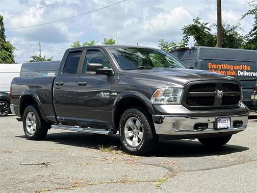2016 RAM 1500 SLT