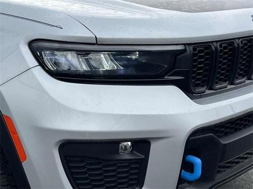 2023 Jeep Grand Cherokee 4xe Trailhawk