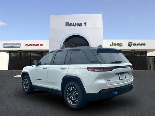2023 Jeep Grand Cherokee 4xe Trailhawk