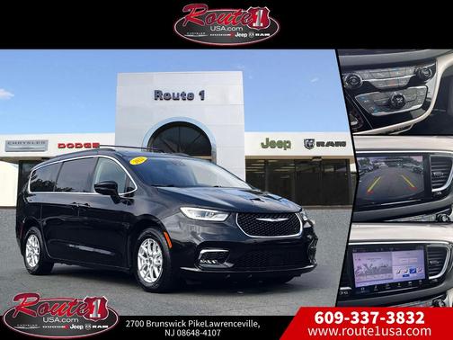 2022 Chrysler Pacifica Touring-L