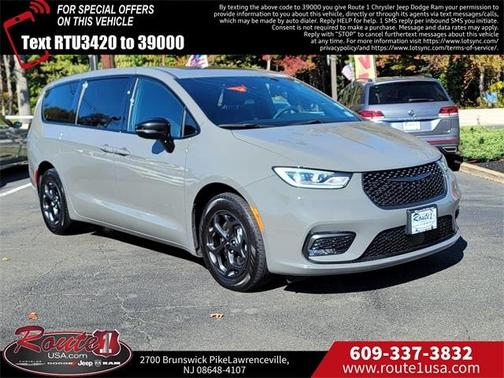 2023 Chrysler Pacifica Hybrid Limited