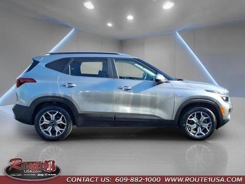 Steel Gray 2022 Kia Seltos EX