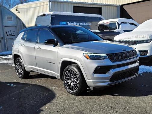 2023 Jeep Compass Altitude