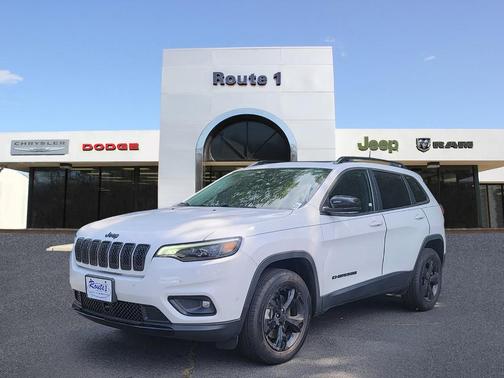 2023 Jeep Cherokee Altitude Lux