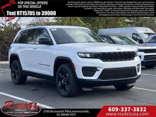 2025 Jeep Grand Cherokee Laredo