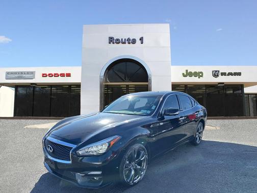 2015 INFINITI Q70 3.7X