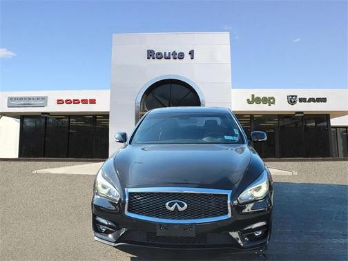 2015 INFINITI Q70 3.7X