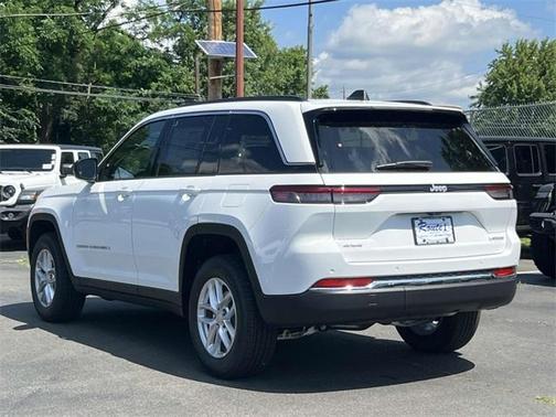 2025 Jeep Grand Cherokee Laredo X