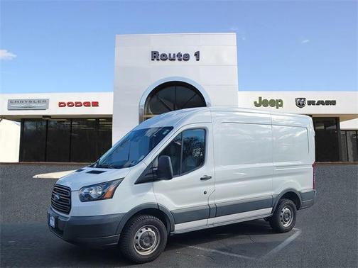 2018 Ford Transit-250 130 WB Medium Roof Cargo