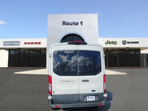 2018 Ford Transit-250 130 WB Medium Roof Cargo