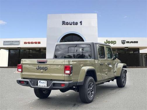 2025 Jeep Gladiator Sport