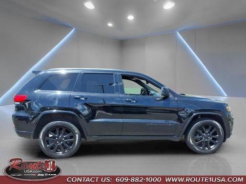 Diamond Black 2019 Jeep Grand Cherokee Altitude