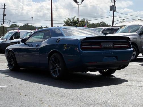 2022 Dodge Challenger R/T Scat Pack