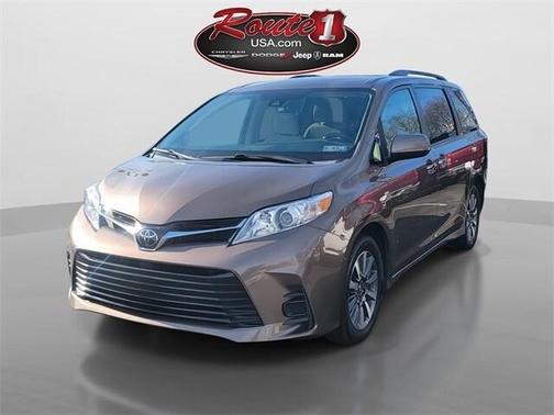 2020 Toyota Sienna LE