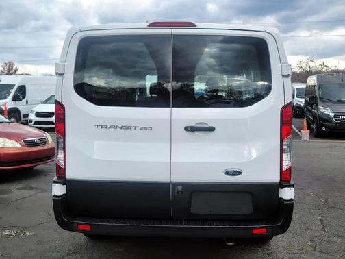 2019 Ford Transit-250 Base