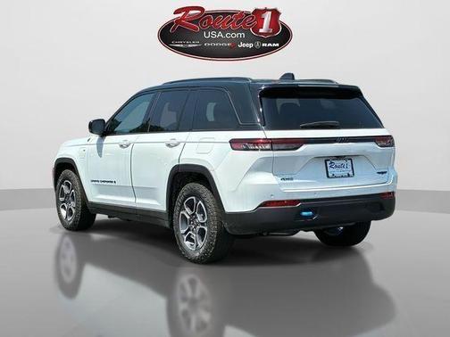 2023 Jeep Grand Cherokee 4xe Trailhawk
