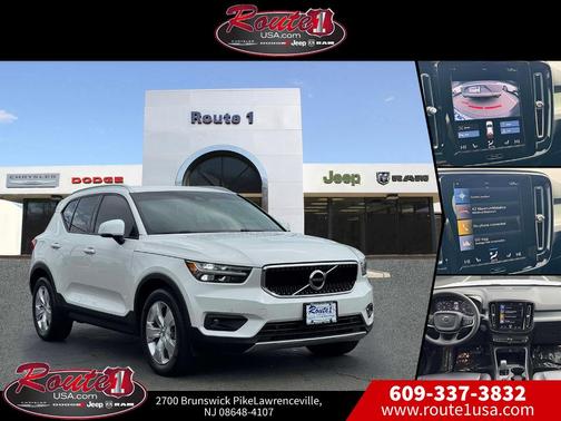2022 Volvo XC40 T5 Momentum