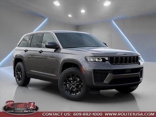 Metallic 2026 Jeep Grand Cherokee Laredo