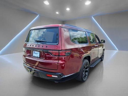 Velvet Red Pearlcoat 2024 Jeep Wagoneer L Series II