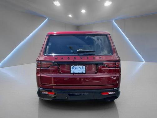Velvet Red Pearlcoat 2024 Jeep Wagoneer L Series II