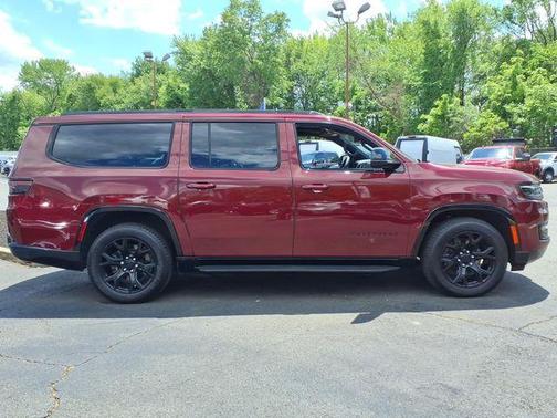 Velvet Red Pearlcoat 2024 Jeep Wagoneer L Series II